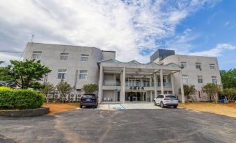 CHUANFU SHIMEN HOTEL
