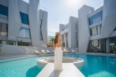 Westone Hotel Hotels near Riyue Bay Haimen Tourism Area