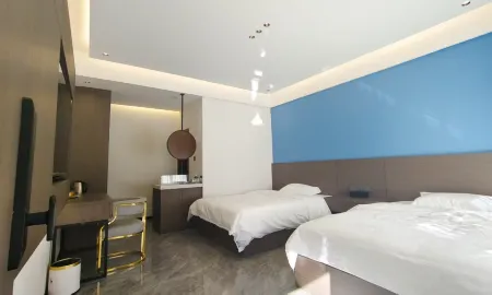 Luowu Tibetan Homestay Отели рядом с достопримечательностью «Baimazhai Village»