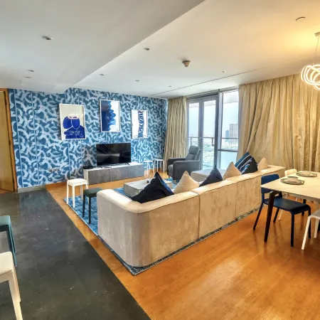 Luxury Vacation Home Nr Metro / DWTC