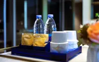 YESTE INT'L Hotel
