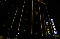 Huangmei Hanhua Hotel (Konglong Station) - 2-Star