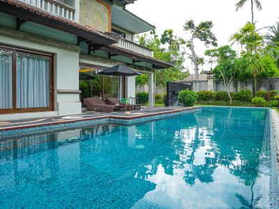 Grand Whiz Hotel Nusa Dua Bali