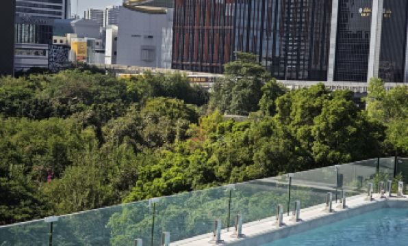 GLINT Siam Bangkok Hotel