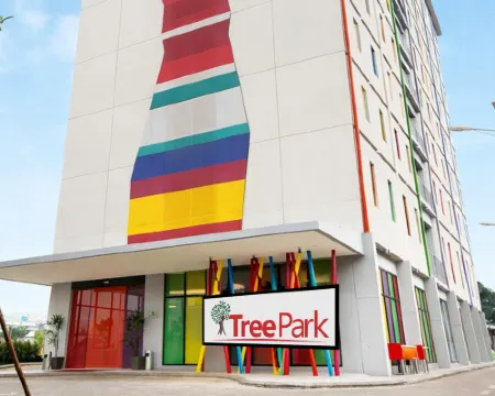 TreePark Hotel BSD City Hotels in Serpong