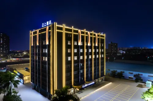 CLOUD HOTEL(HESHANG CITY OF CENTENT)