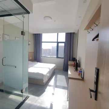 Jun Yue Hotel (Minquan Garden No.1 Middle School)