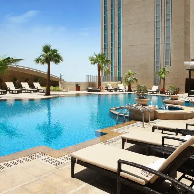 فندق سوفيتيل أبوظبي كورنيش Hotels near شركو زكوم للتطوير