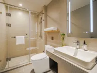 Homeinn Selected Hotel (Yangquan Xinglong Pedestrian Street Binhe New World Commercial Plaza) Hotels in Yangquan