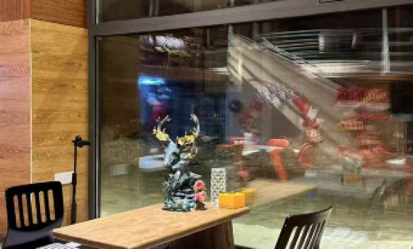 Wu chang xue gu bi lao lv ke zhan