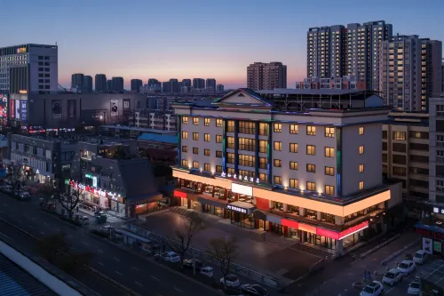 Homeinn Business (Gold Label) - Zoucheng Longgui Plaza Chengzhongcheng Pedestrian Street Store - Lemmikkieläimet sallittu