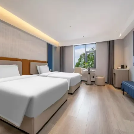 OKDAY Hotel (Wuyue Plaza, Suizhou)