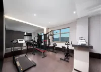 Jingfang X E-Sports Hotel (Dongyang Renmin Road Subway Station)