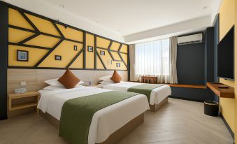 Qujing Mong Kok Time Hotel (Qilin South Road)
