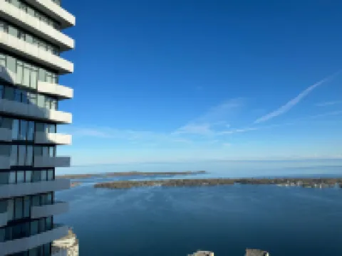 INFIVILLA Suites Eaton Center