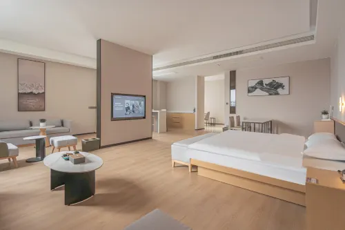 LiXiangJiaHotel - New