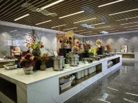 Longhu Hotel
