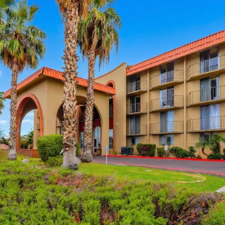 Studio 6 Phoenix, AZ – Sky Harbor