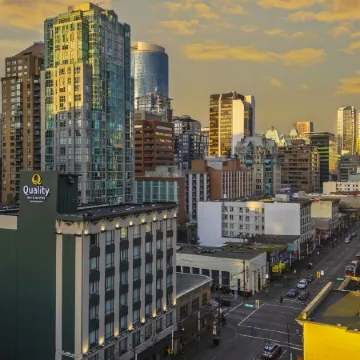 Quality Inn & Suites Downtown Vancouver