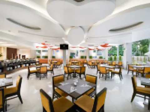 Grand Cakra Hotel Malang Hotels in Blimbing