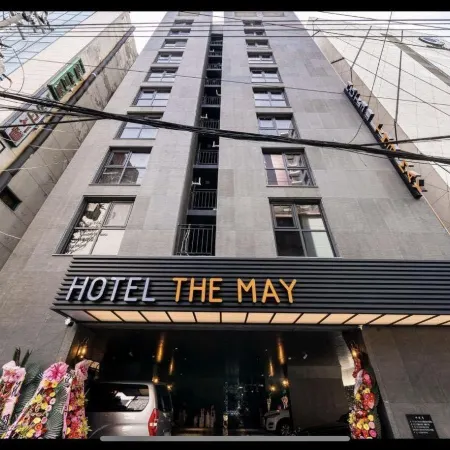 Hotel the May Jongno Отели рядом с достопримечательностью «Галерея is»