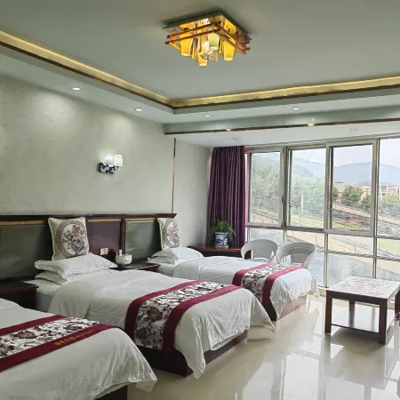 Yaxin Hotel