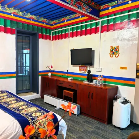 Nima Golden Dragon Hotel Hotele w: Powiat Nyima