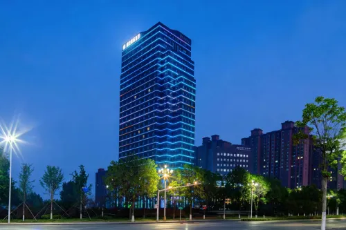 Shangqiu Zhongtai Maison New Century Hotel