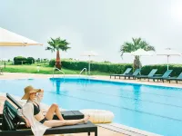 Kamakura Prince Hotel - piscina