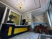 Hunchun Yaxuan Fashion Hotel