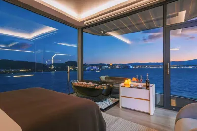Daao fishing village xingkong camp Hotels in Dongping Pearl Bay