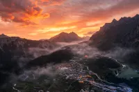 Ya'an 18 ° · Full View Sunrise View Homestay (Zagana Runwugou Branch)