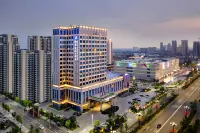 Grand Skylight Hotel Huangmei Jinchen - Parkering