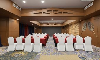 Days Hotel by Wyndham Jilin Railway Station