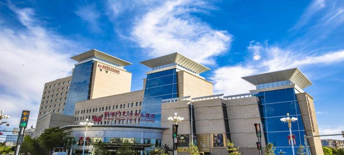 Grand Soluxe Hotel Dunhuang Hotel di Dunhuang