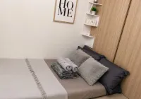 Grey & Wood 1BR w/ Pool View | Shore 2 Near MOA - 발코니