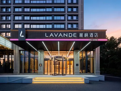 Lifeng Hotel (Qingdao North Railway Station Licun Night Market Branch) - Bergblick