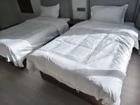 Baoxing Dengzhu Homestay - เปิดใหม่