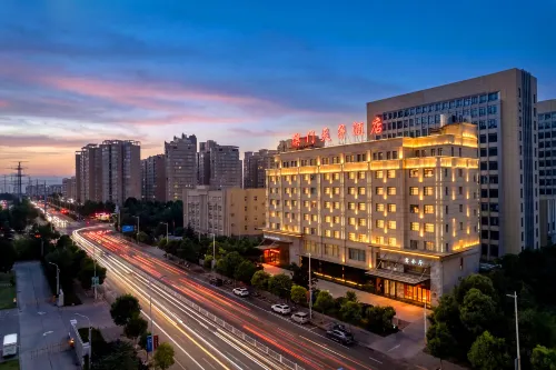 Macau Tianzi Hotel (Sanmenxia High-Speed Railway South Station) - Pet Friendly