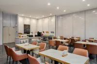 Yizhi Hotel (Ma'anshan Golden Eagle International Shopping Plaza) - Scenic