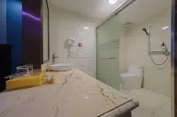 Quanzhou Xingchi E-sports Homestay (Nan'an Guanqiao) - parking