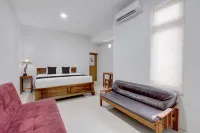 OYO 95374 Omah Ngentak Family Guest House - 3-Star