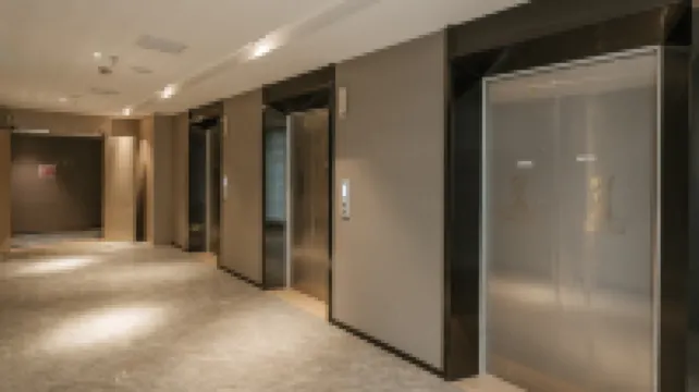 Yinxi Hotel (Langzhou WanXiang Hui Branch)