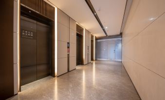 Weifan Boutique Apartment(Shenzhen Xiasha Branch)