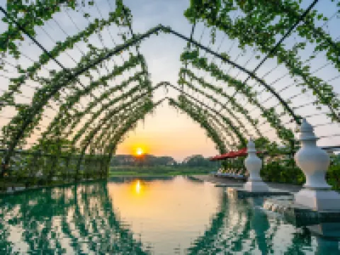 โรงแรมธัญเวลเนสเดสทิเนชั่น โรงแรมในอำเภอ บางไทร