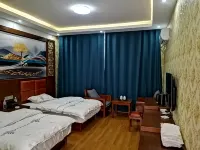 Golden Longtang Resort Hotels near Balagezong Scenic Area