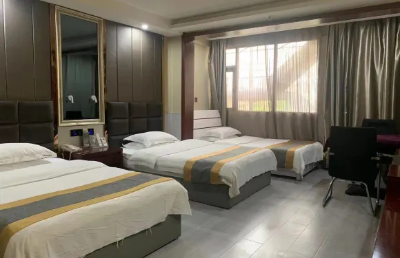 盧氏璜冠假日酒店