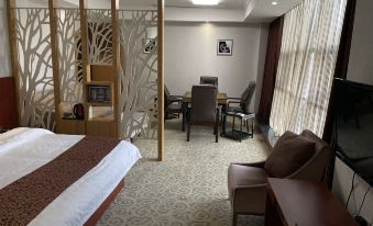 Santaichuan Shangri-La Hotel