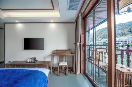 Xiqiao Night Language River View Homestay (Phoenix Ancient City Lijiang Branch)