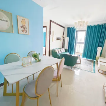 Seaside Cabin Resort B&B Hotels near Golden Beach